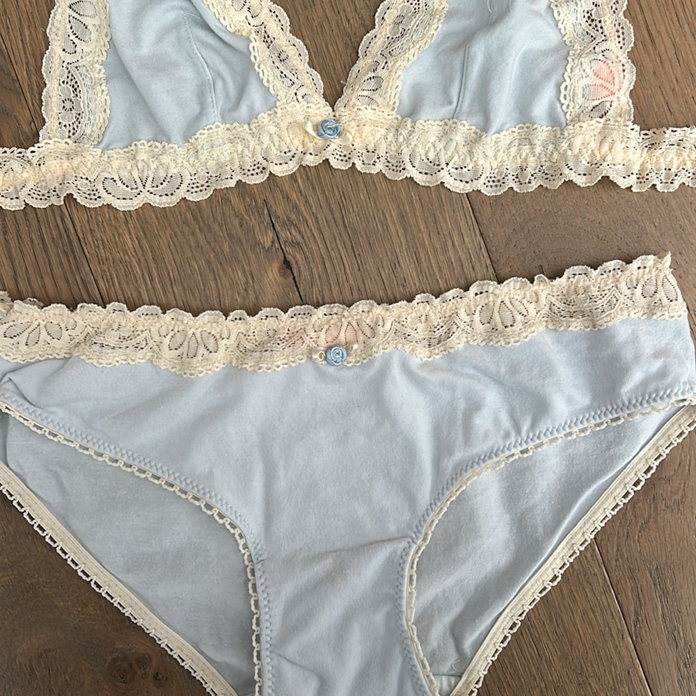 2sets - Soft cotton triangle bra and panty - Picture 10 of 15